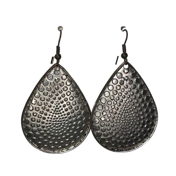Vintage Y2K Tear Drop Earrings Silver Tone Metal Textured Dangle Pierced - Picture 1 of 3